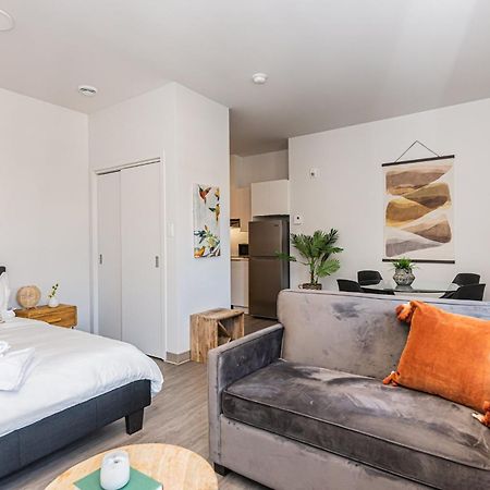 Wonderful New Studio Close To Mount Royal By Den Stays Montréal Rum bild