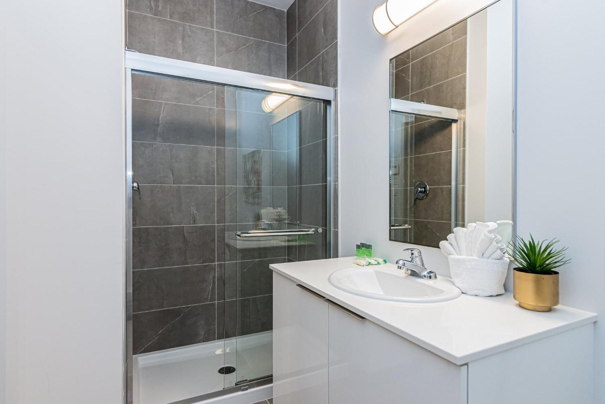 Wonderful New Studio Close To Mount Royal By Den Stays Montréal Rum bild