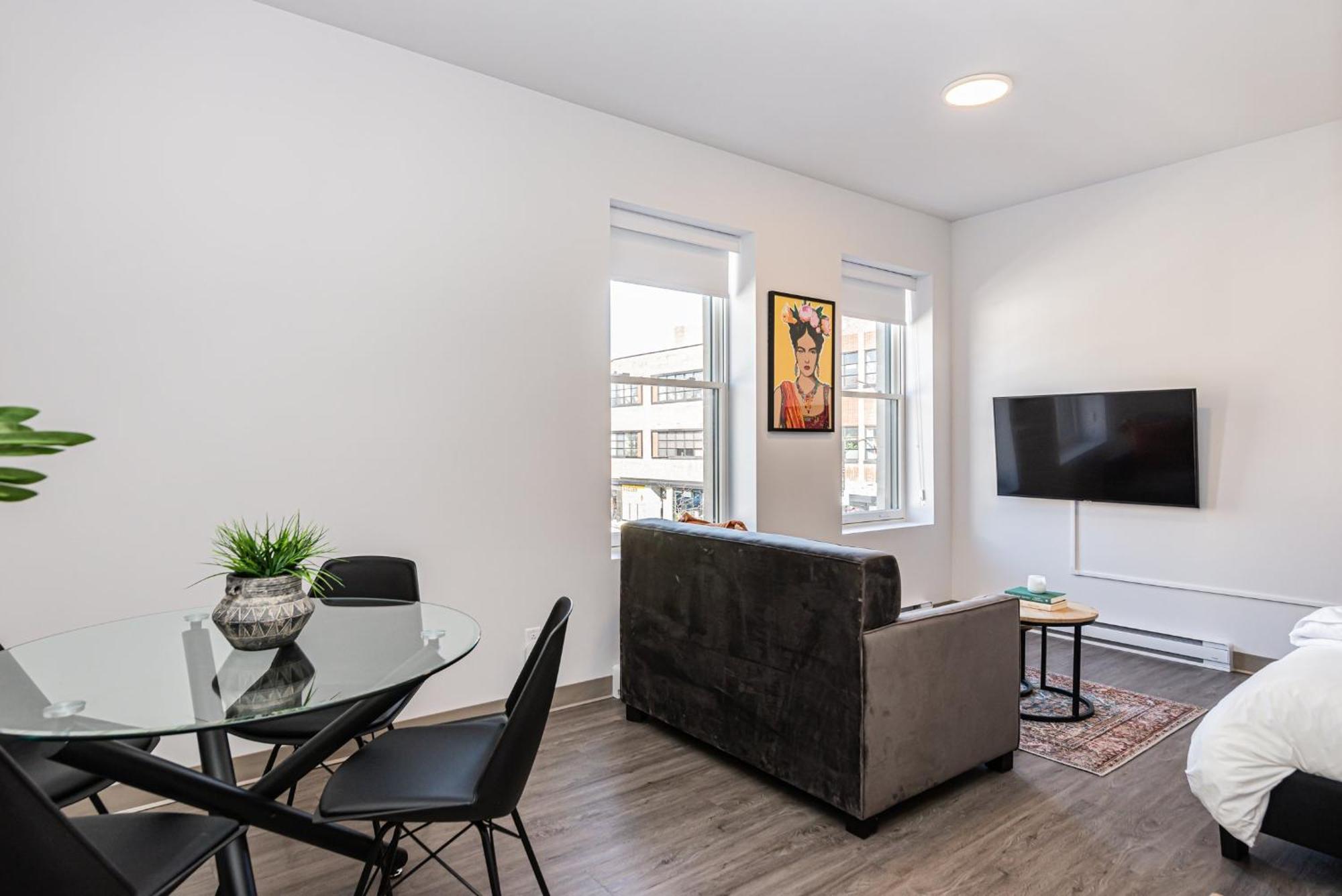 Wonderful New Studio Close To Mount Royal By Den Stays Montréal Rum bild